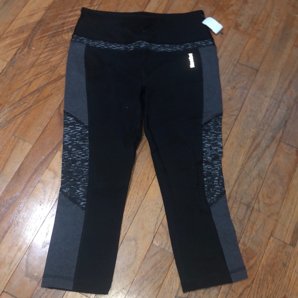 CROPPED LEGGINGS